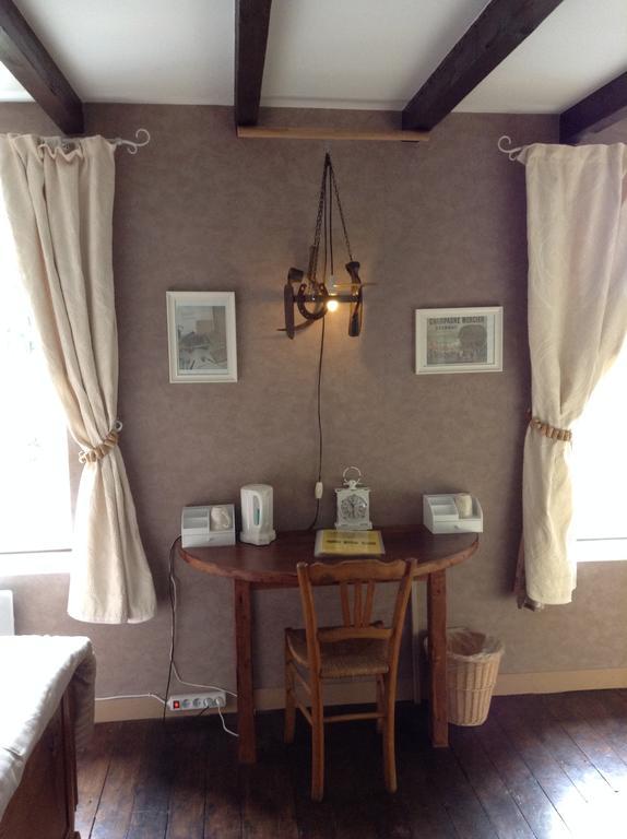 Bed and Breakfast Aux Sources De L'Yonne Glux-en-Glenne Exterior foto